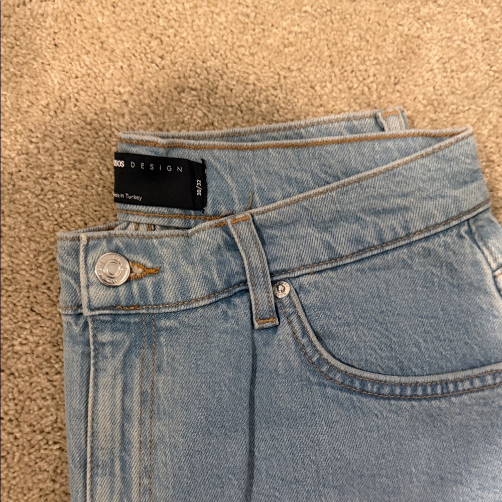 ASOS High Rise Light Blue Jeans - Picture 2 of 5